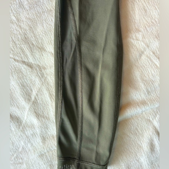 Lululemon leggings - Picture 4 of 5
